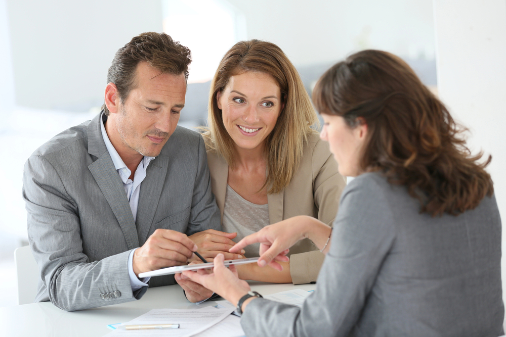 Demystifying Loan Officers: Your Guide to Understanding Their Role in the Mortgage Process